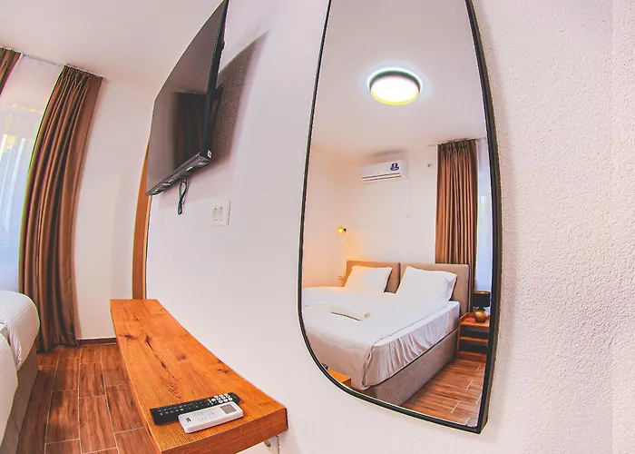 Makis Luxury Apartments City Center Free Parking